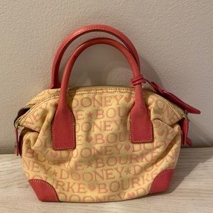 Dooney and Bourke bag ⭐️